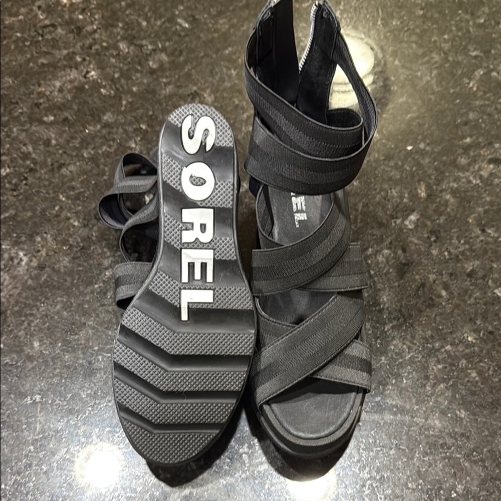Sorel Women's Black Strappy Sandals